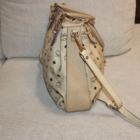 MCM Visetos Beige Shoulder Bag - Picture 4 of 8